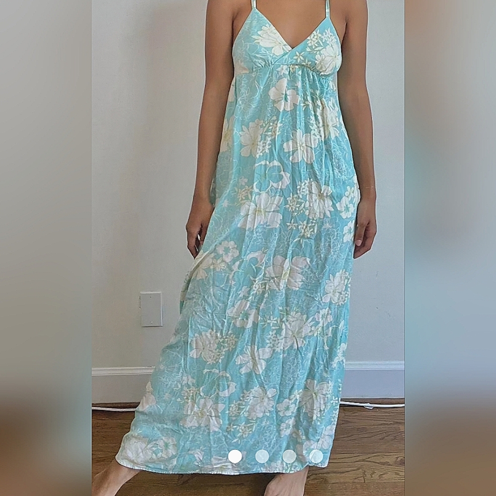 Mossimo Supply Floral Maxi Casual Beach Dress in Blue and Cream Spaghetti Straps